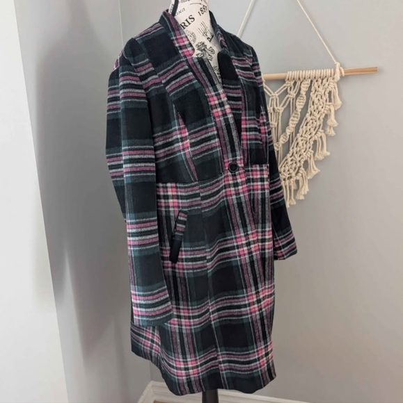 Torrid peacoat Size 00 Black Pink Green Soft - Picture 3 of 7